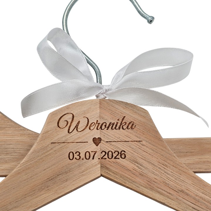 Drewniane wieszaki z imionami i datą ślubu komplet 3 szt.